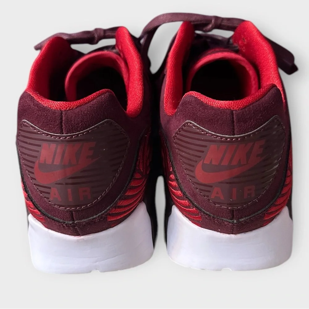 Women’s Red Patterned Athletic Sneakers
